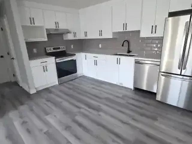 Townhouse for rent in Northwest, Alberta
