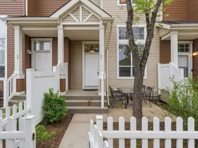 Townhouse for rent in Northwest, Alberta