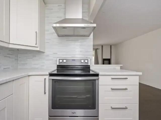 Townhouse for rent in Northwest, Alberta