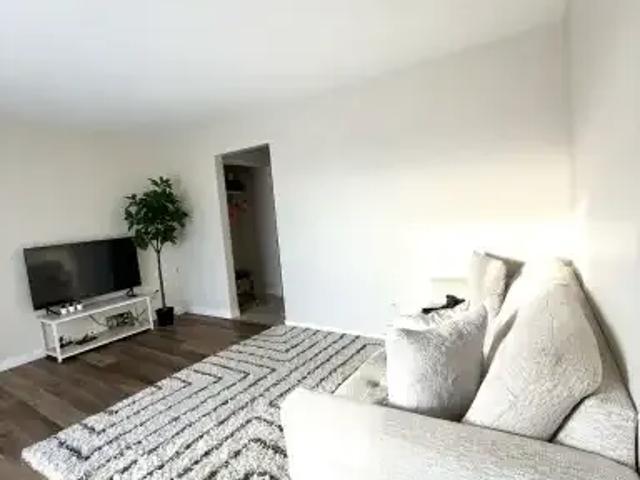 Townhouse for rent in Northwest, Alberta