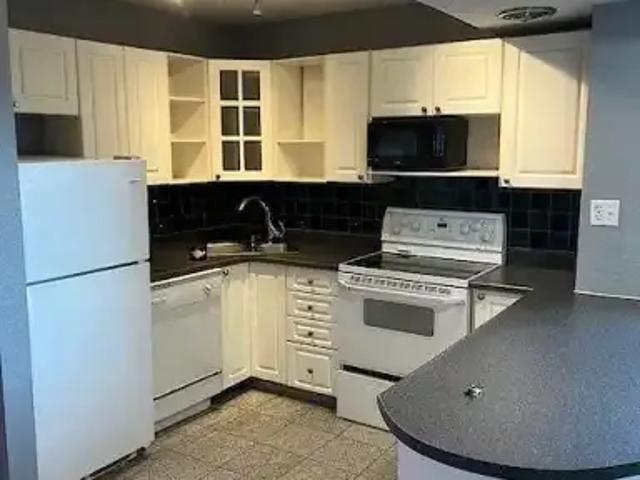 Townhouse for rent in Northwest, Alberta