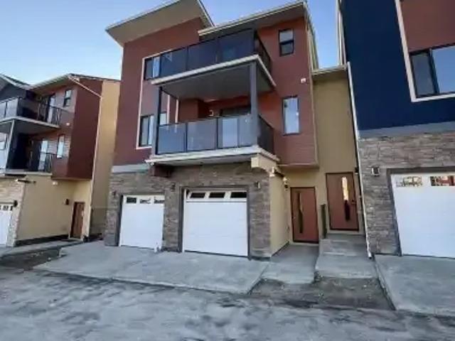 Townhouse for rent in Northwest, Alberta