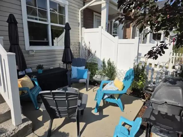 Townhouse for rent in Northwest, Alberta