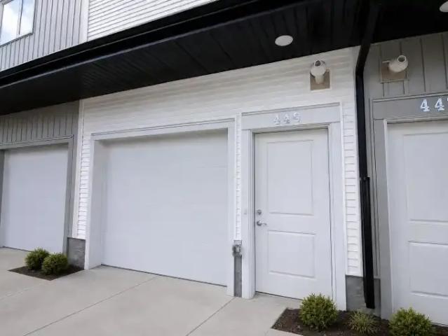 Townhouse for rent in Northwest, Alberta