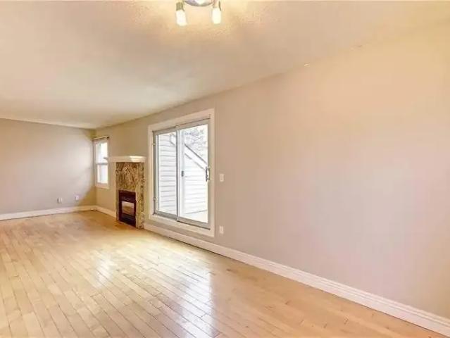 Townhouse for rent in Northwest, Alberta