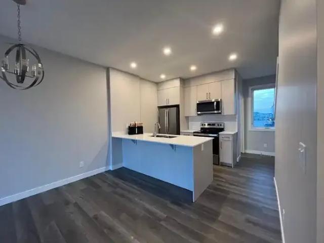 Townhouse for rent in Northwest, Alberta