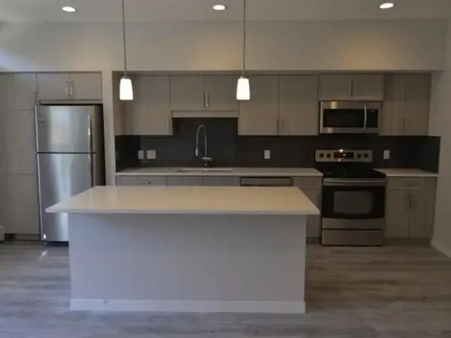 Townhouse for rent in Northwest, Alberta