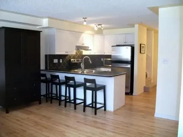 Townhouse for rent in Northwest, Alberta
