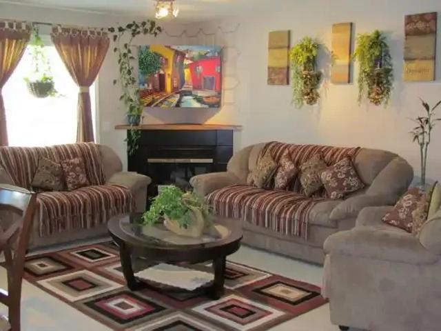 Townhouse for rent in Northwest, Alberta