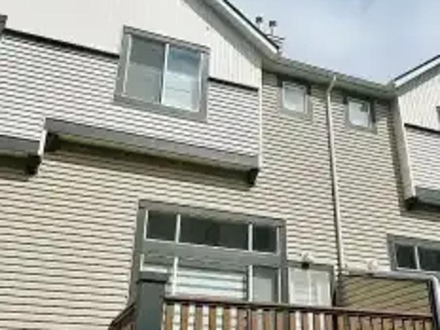 Townhouse for rent in Northwest, Alberta
