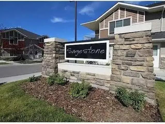 Townhouse for rent in Northwest, Alberta
