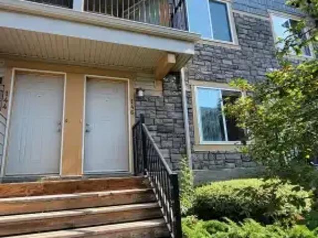 Townhouse for rent in Northwest, Alberta