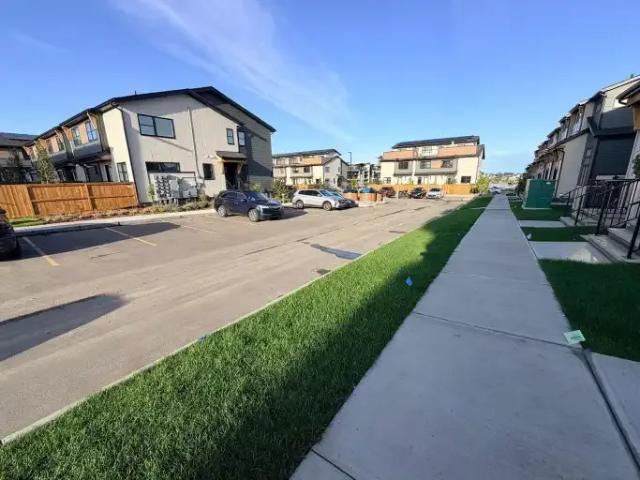Townhouse for rent in Northwest, Alberta