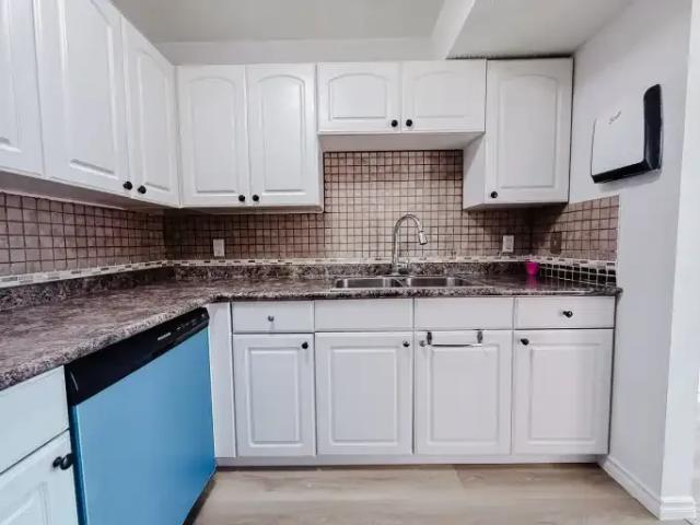 Townhouse for rent in Northwest, Alberta