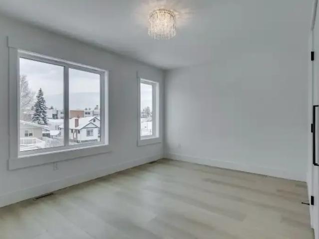 Townhouse for rent in Mount Pleasant, Calgary