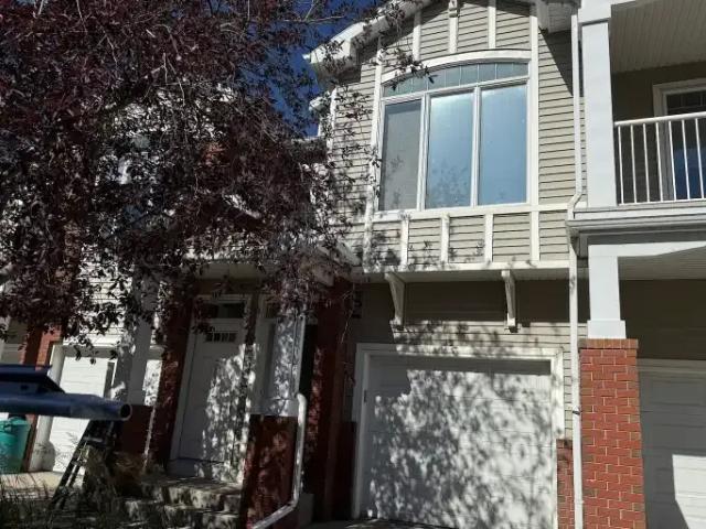 Townhouse for rent in Springside, Calgary
