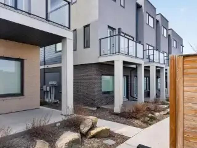 Townhouse for rent in Sherwood, Calgary