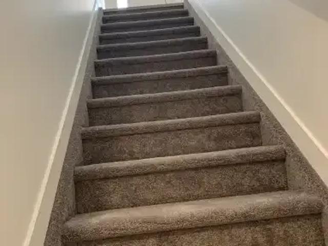 Townhouse for rent in Springbank Hill, Calgary