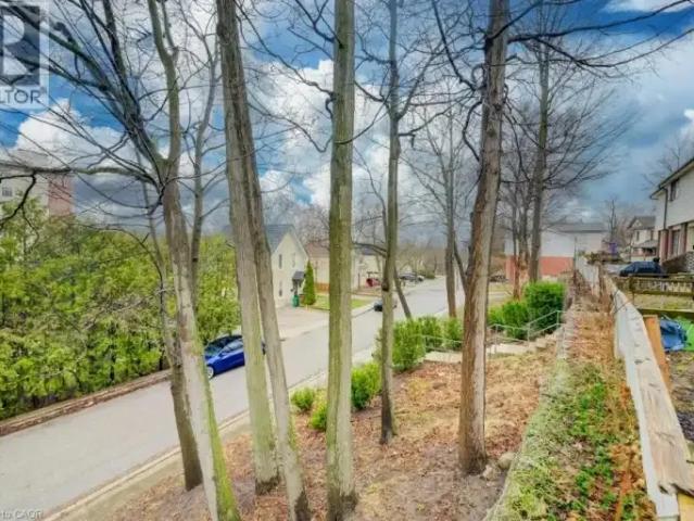 Townhouse for rent in Cambridge, Ontario
