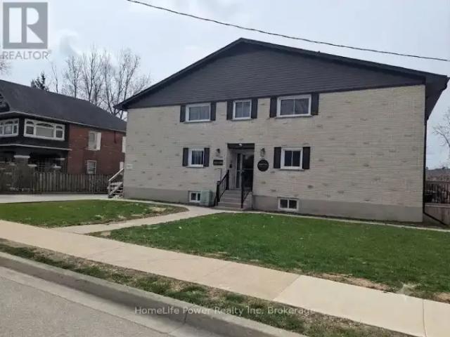 Townhouse for rent in Cambridge, Ontario