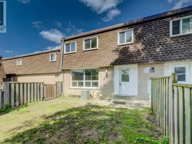 Townhouse for rent in Cambridge, Ontario