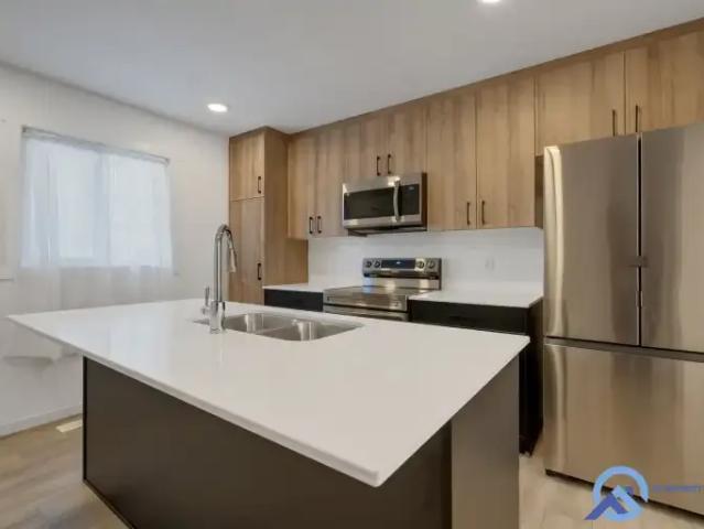 Townhouse for rent in Wedgewood, Alberta