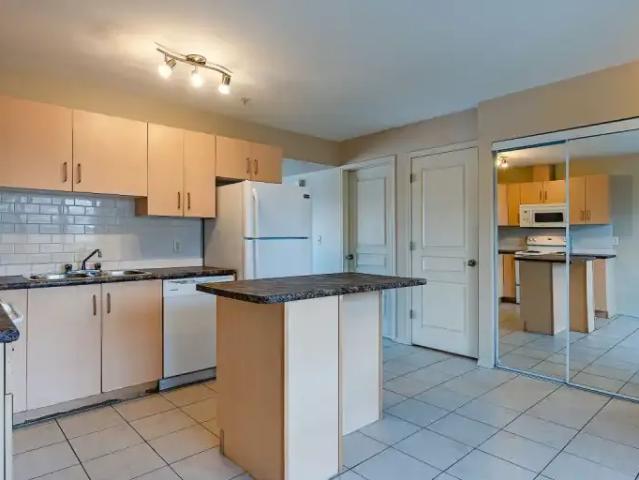 Townhouse for rent in Wedgewood, Alberta