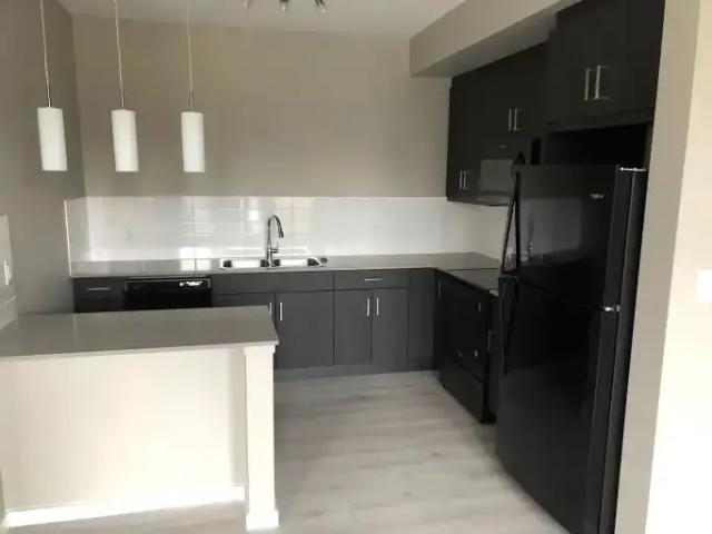 Townhouse for rent in Wedgewood, Alberta