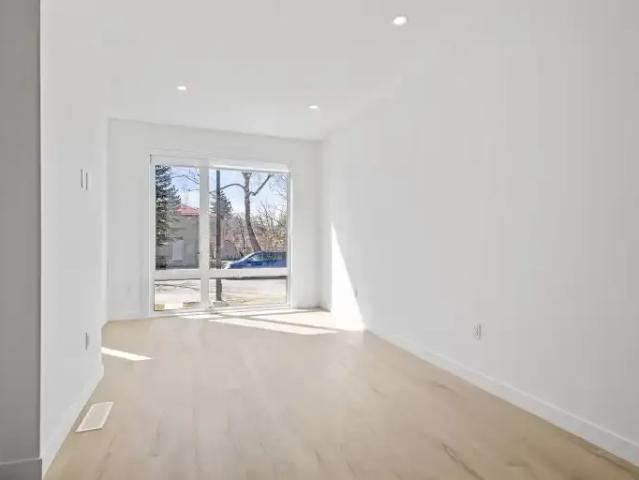 Townhouse for rent in Wedgewood, Alberta
