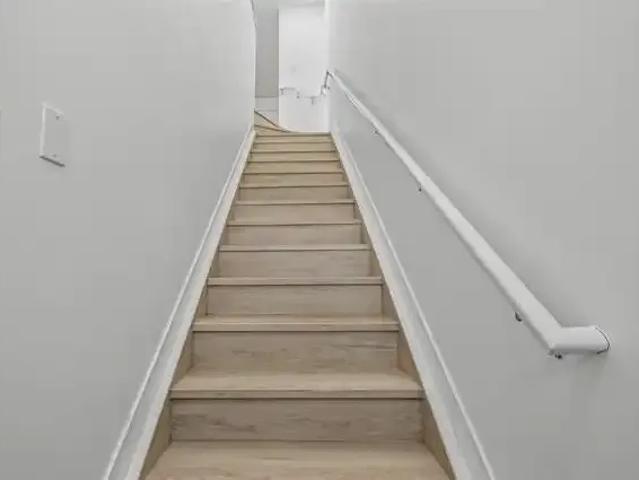Townhouse for rent in Wedgewood, Alberta