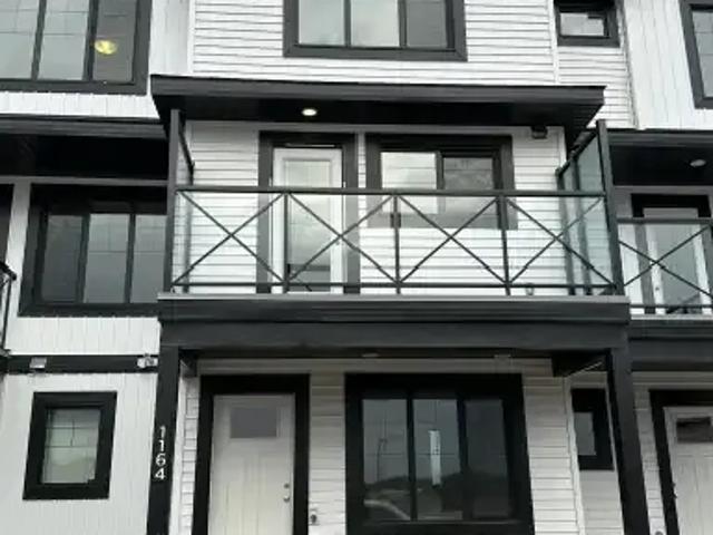 Townhouse for rent in Wedgewood, Alberta