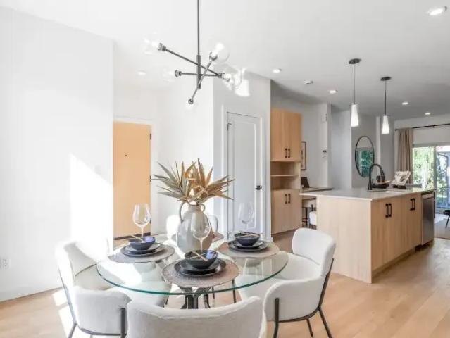 Townhouse for rent in Wedgewood, Alberta