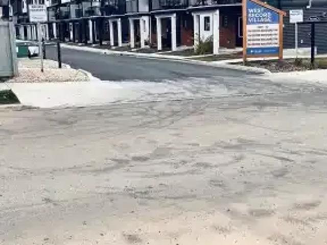 Townhouse for rent in Wedgewood, Alberta