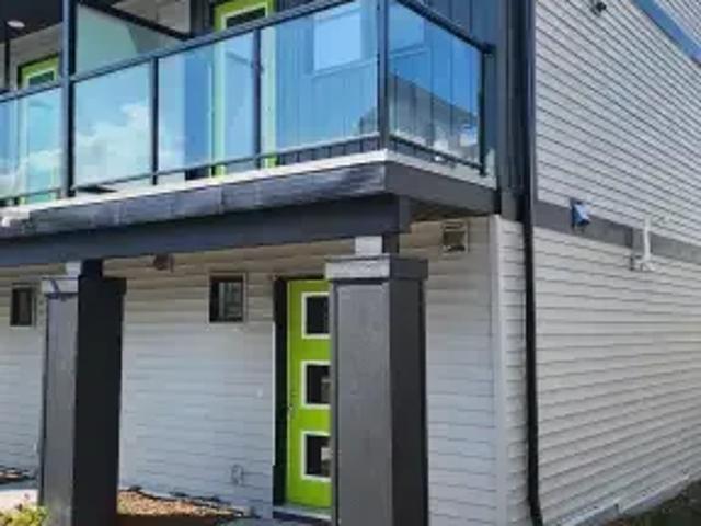 Townhouse for rent in Wedgewood, Alberta