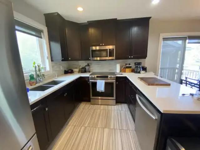 Townhouse for rent in Wedgewood, Alberta