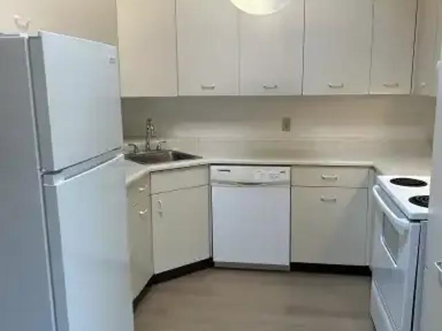 Townhouse for rent in Wedgewood, Alberta