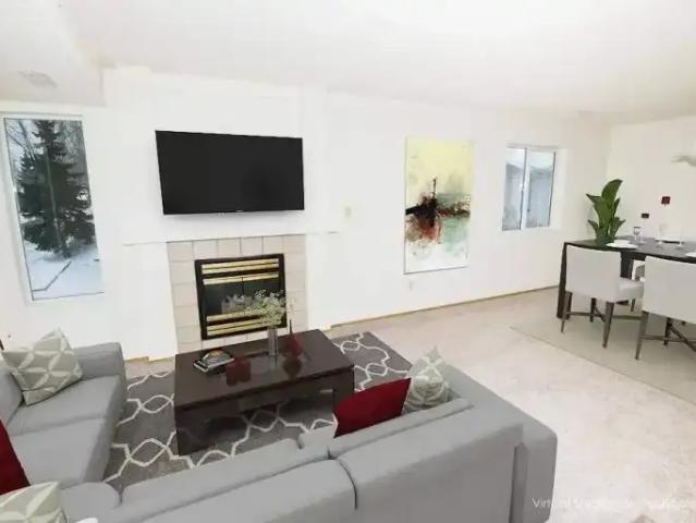 Townhouse for rent in Wedgewood, Alberta