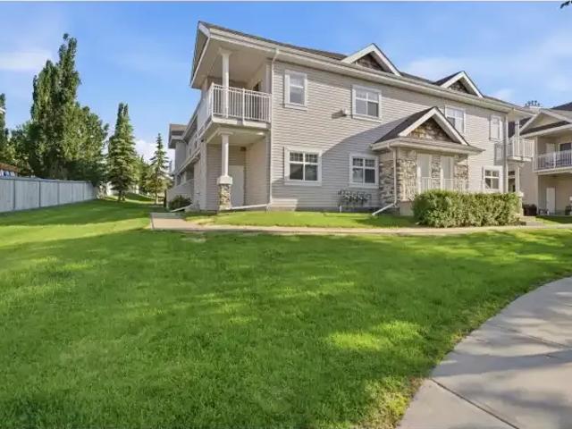 Townhouse for rent in Wedgewood, Alberta