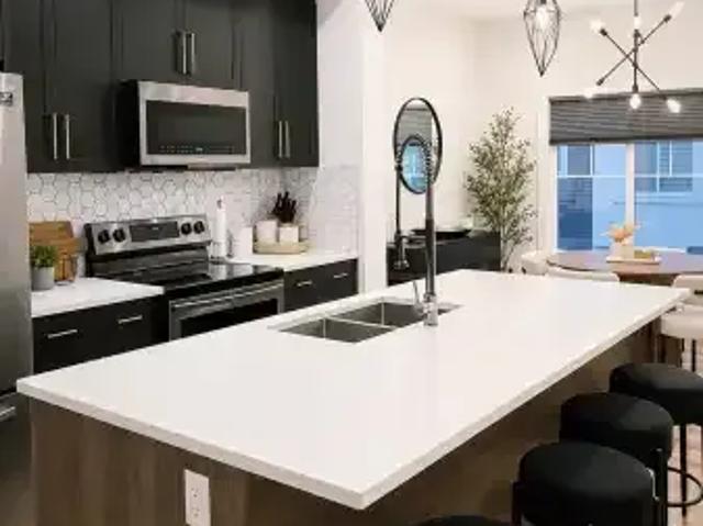 Townhouse for rent in Wedgewood, Alberta