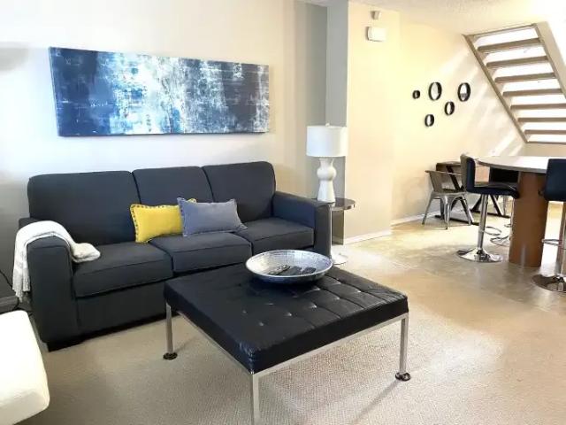 Townhouse for rent in Wedgewood, Alberta