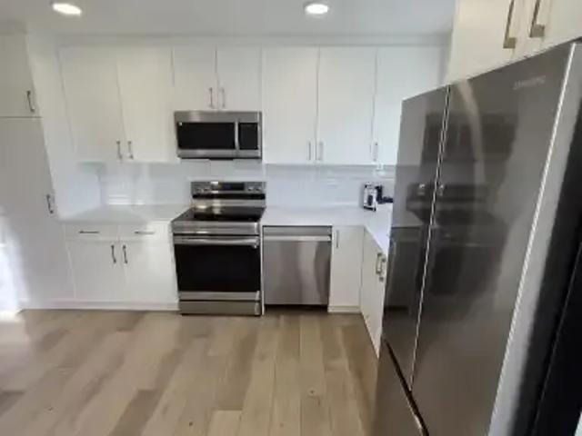 Townhouse for rent in Wedgewood, Alberta