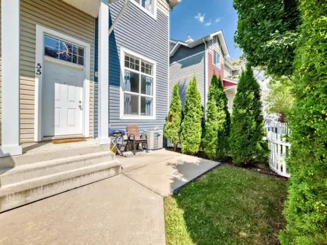 Townhouse for rent in The Hamptons, Edmonton