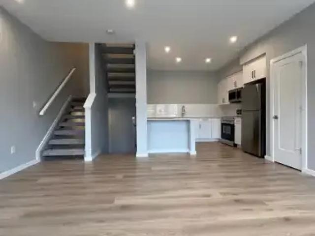 Townhouse for rent in Wedgewood, Alberta