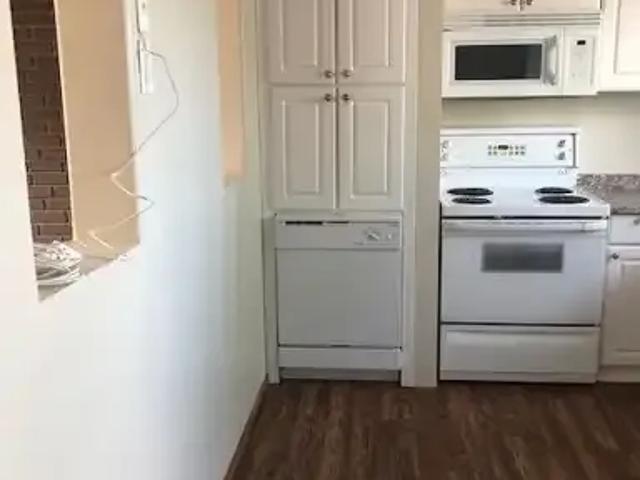 Townhouse for rent in Homesteader, Edmonton