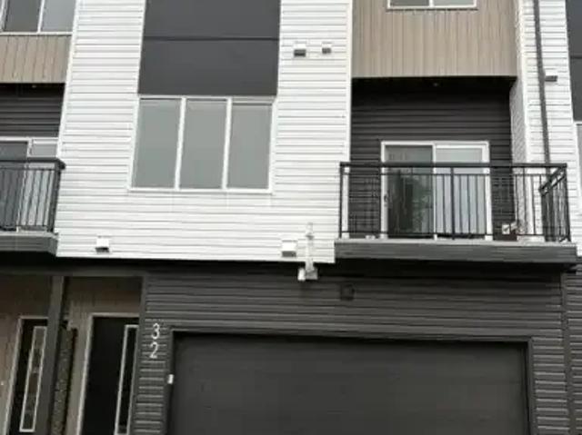 Townhouse for rent in Windermere Neighbourhood, Edmonton
