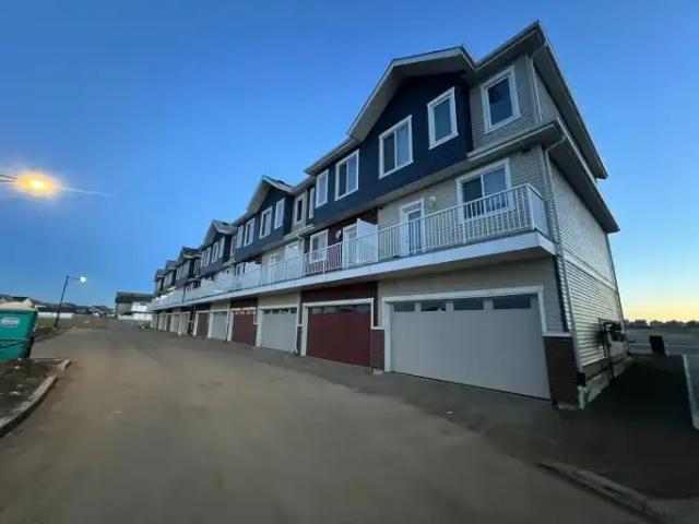 Townhouse for rent in Secord, Edmonton