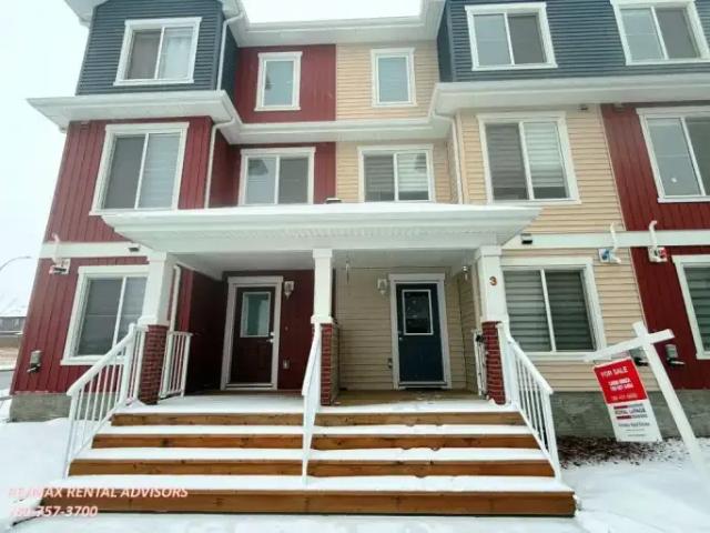 Townhouse for rent in Wedgewood, Alberta