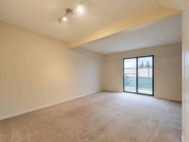 Townhouse for rent in Wedgewood, Alberta