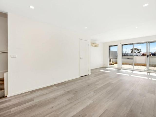 Townhouse for sale in District of Gungahlin, Australian Capital Territory