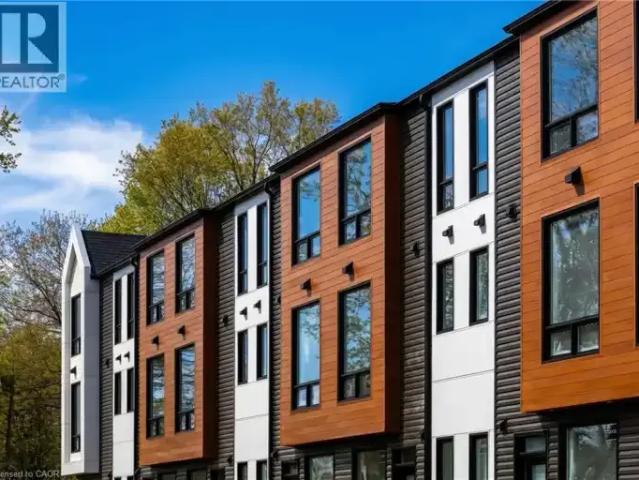 Townhouse for rent in Kitchener, Ontario